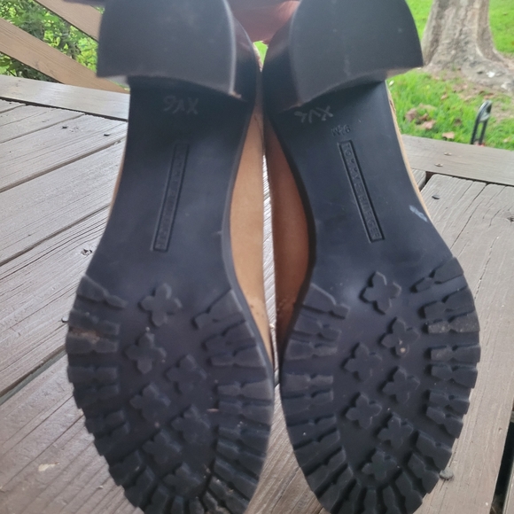 Tommy Hilfiger Suede Heels - Picture 5 of 7